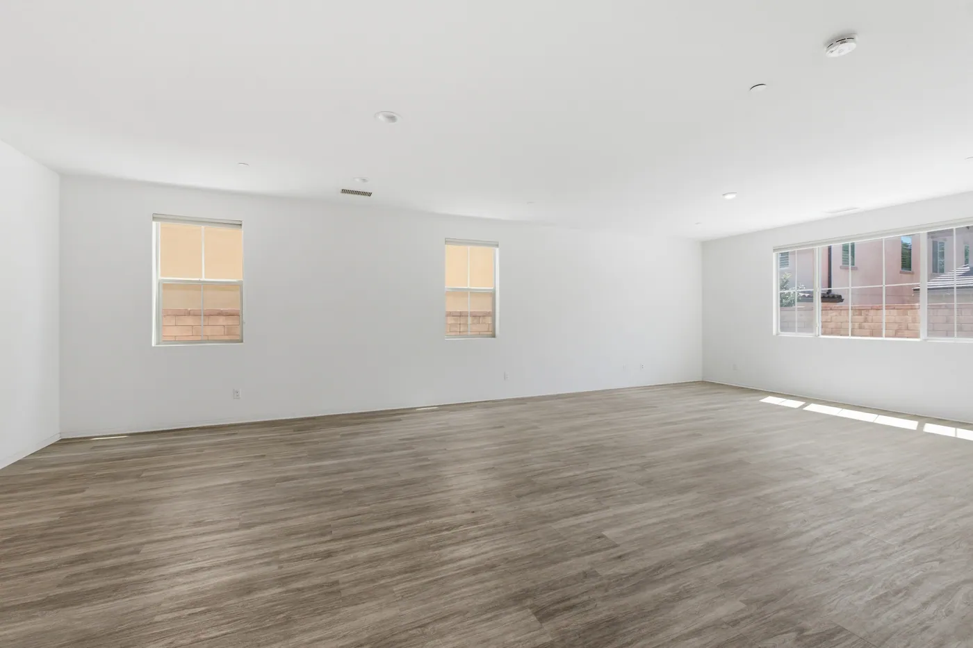 Empty living room before virtual staging